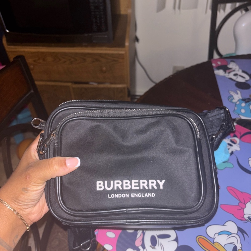 Burberry Black Belt Bag with Logo - Picture 5 of 7